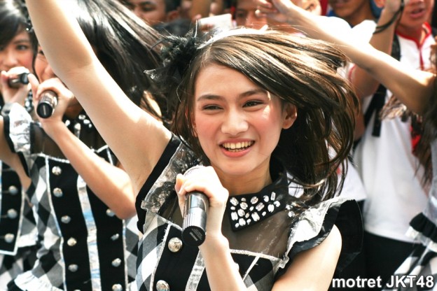Foto JKT48 Dahsyat 25-06-2013