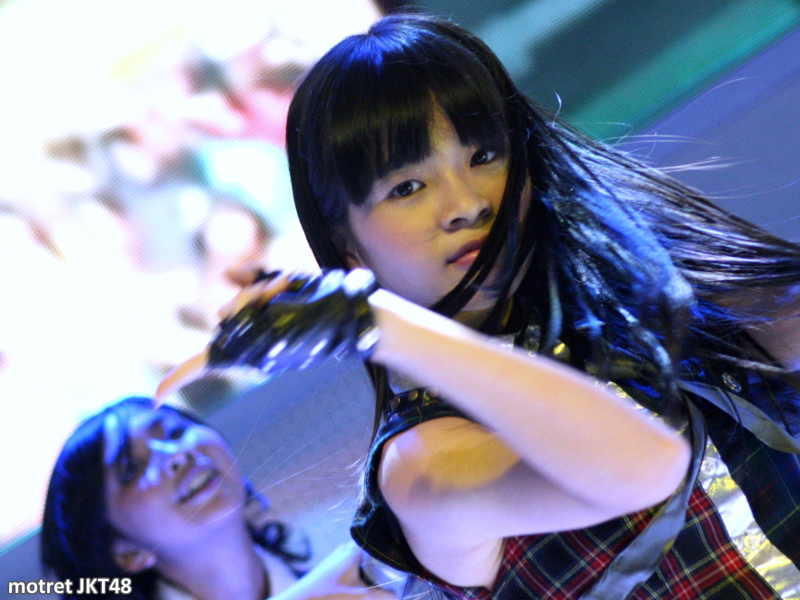 Cindy Yuvia -Yupi Cindvia- JKT48 Indonesia International Motor Show IIMS Jakarta 21-09-2013