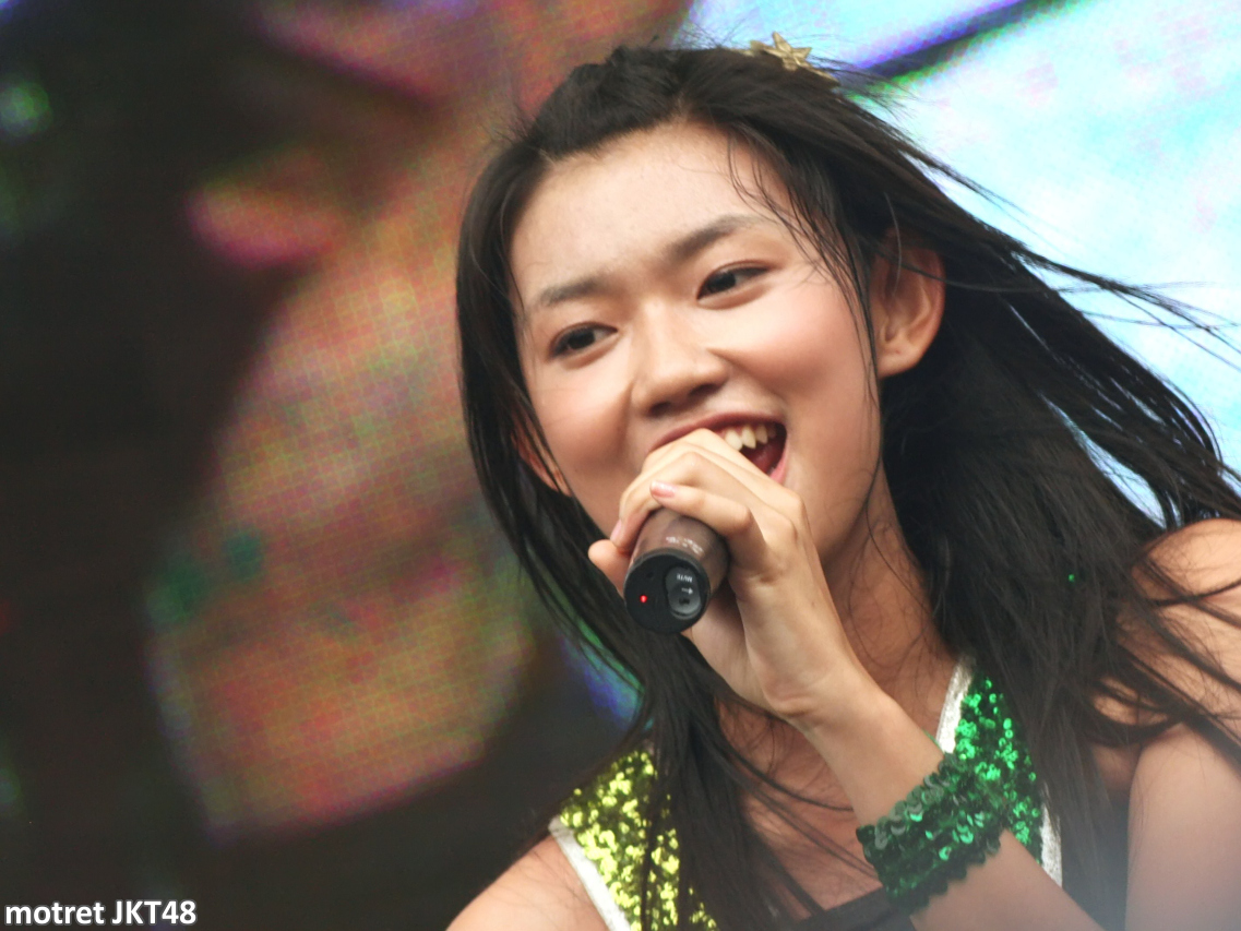 Jennifer Hanna JKT48 di Hai Day Jakarta 19-10-2013