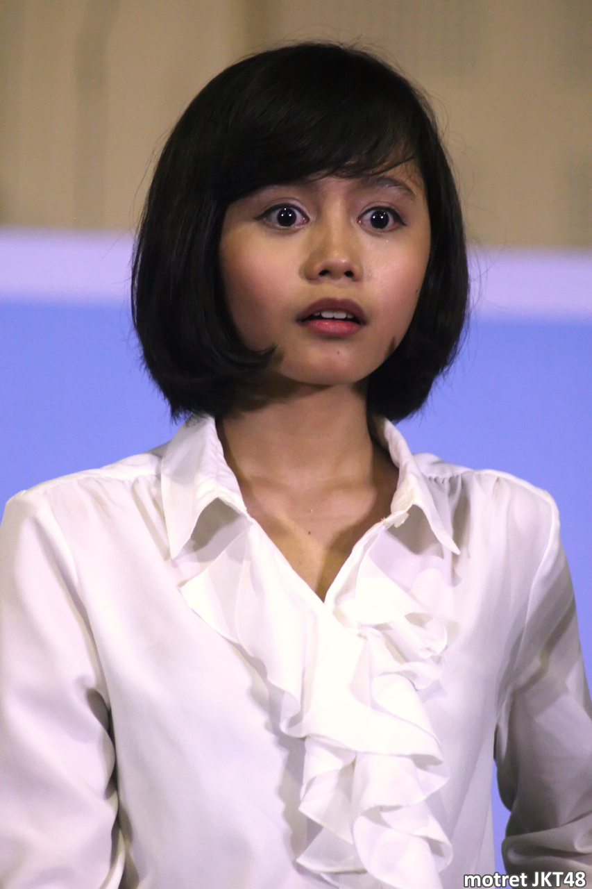 Priscillia Sari Dewi -Sisil- JKT48 Manatsu No Sounds Good Handshake Festival Jakarta 23/02/2014