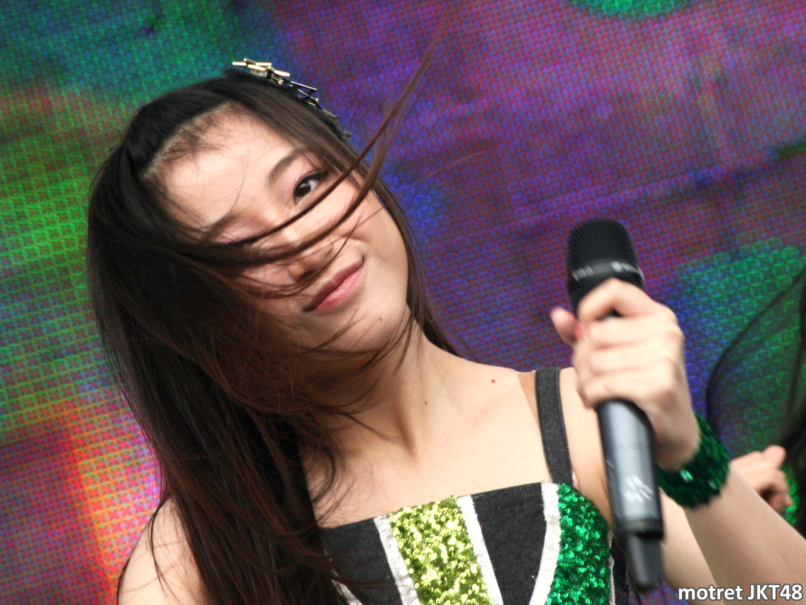 Sinka Juliani JKT48 Hai Day 19/10/2013