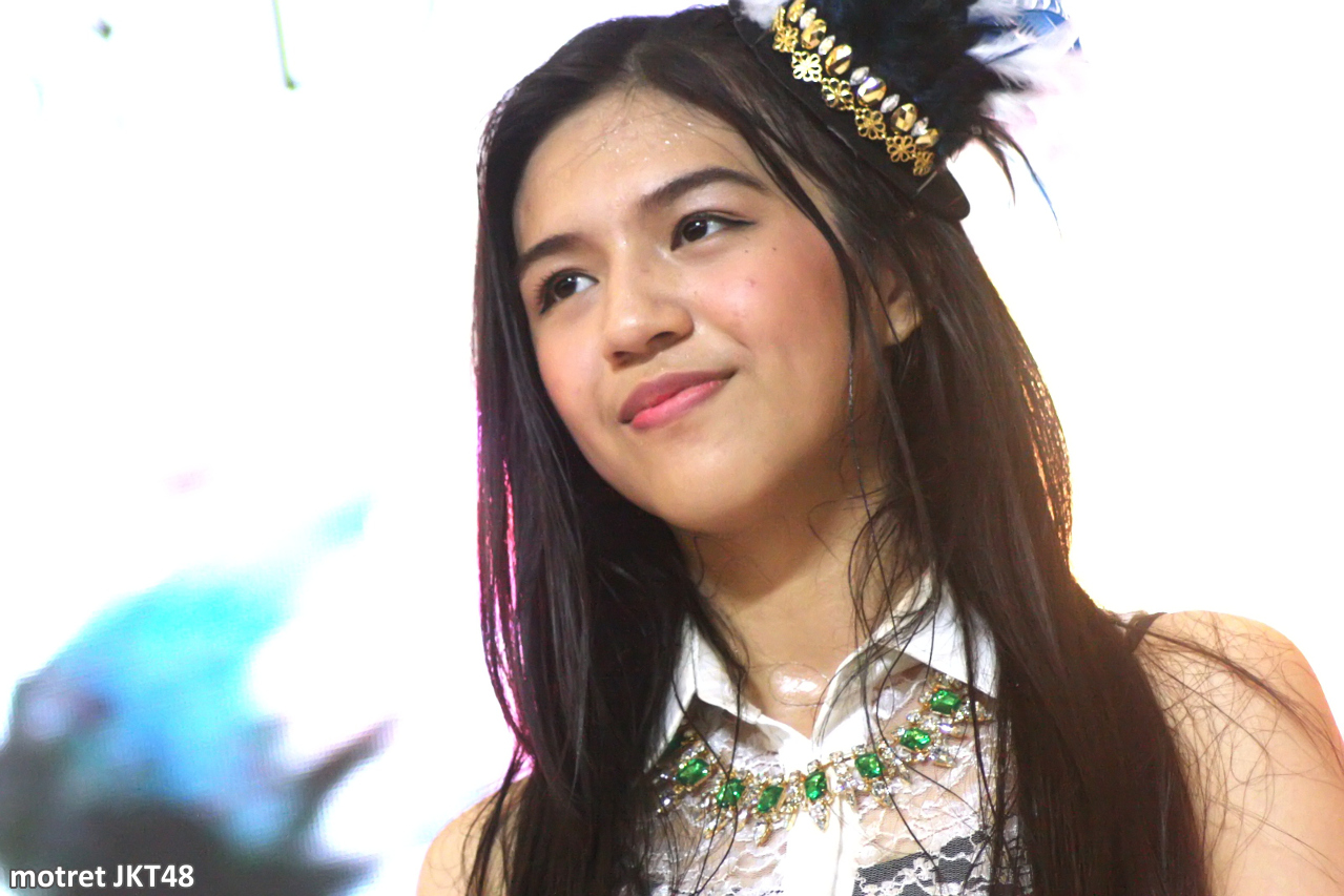 Gabriela Margareth Warouw -Gaby- JKT48 Honda Exhibition Gandaria City Jakarta 27-04-2014