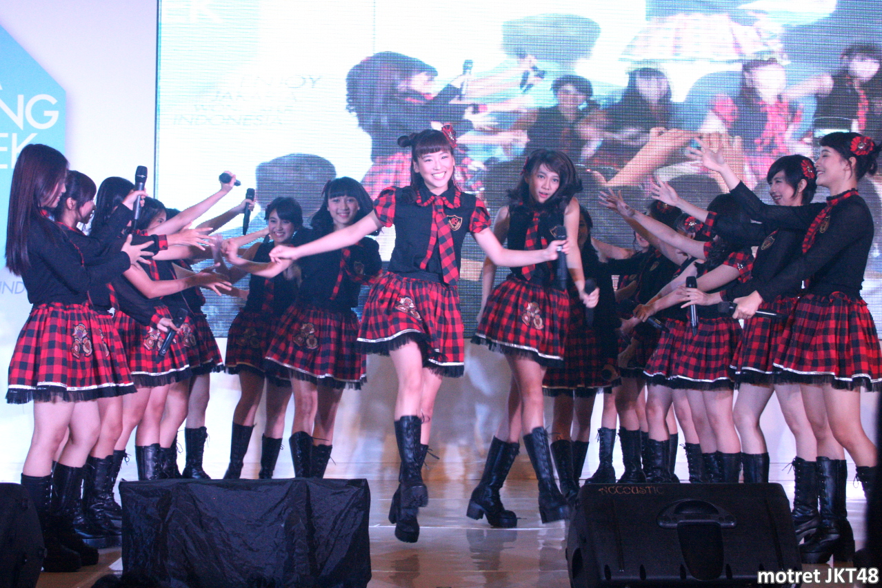Galeri JKT48 di Jakarta Marketing Week 13-05-2014