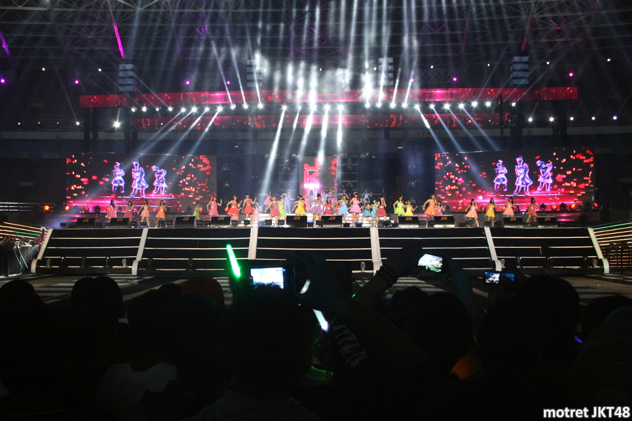 JKT48 di Mahakarya HUT RCTI Jakarta 23-08-2014