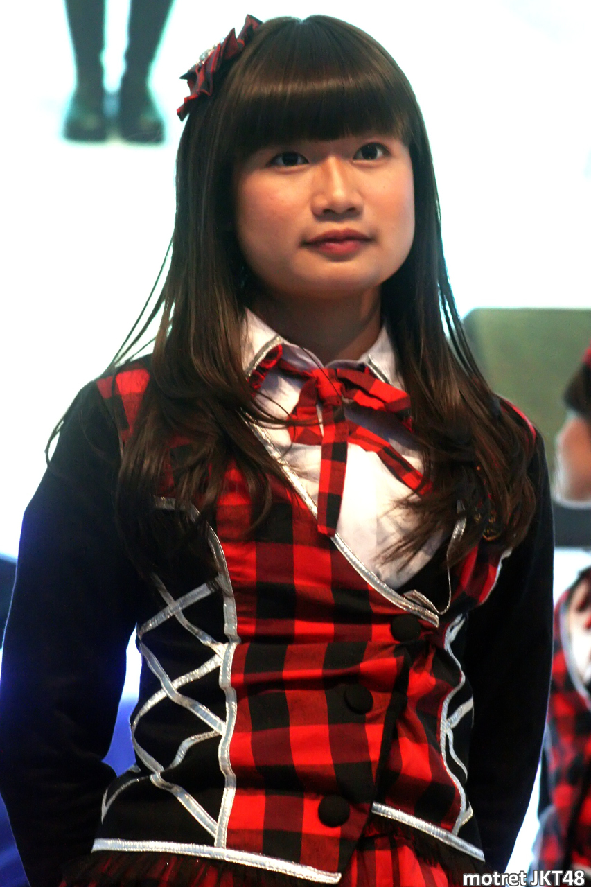 Sonia Natalia JKT48 Indonesia International Motor Show IIMS Jakarta 27-09-2014