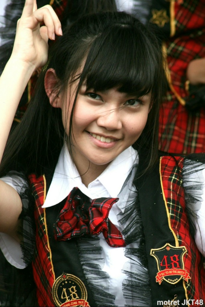 Andela Yuwono JKT48 Hai Day 2014 Jakarta 09-11-2014