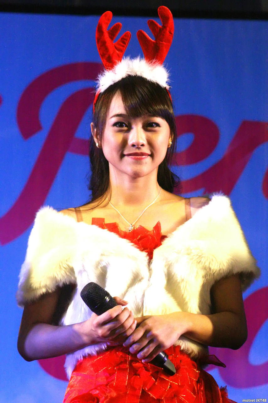Rona Anggreani -Ayen- JKT48 Kokoro No Placard Handshake Festival 07-12-2014