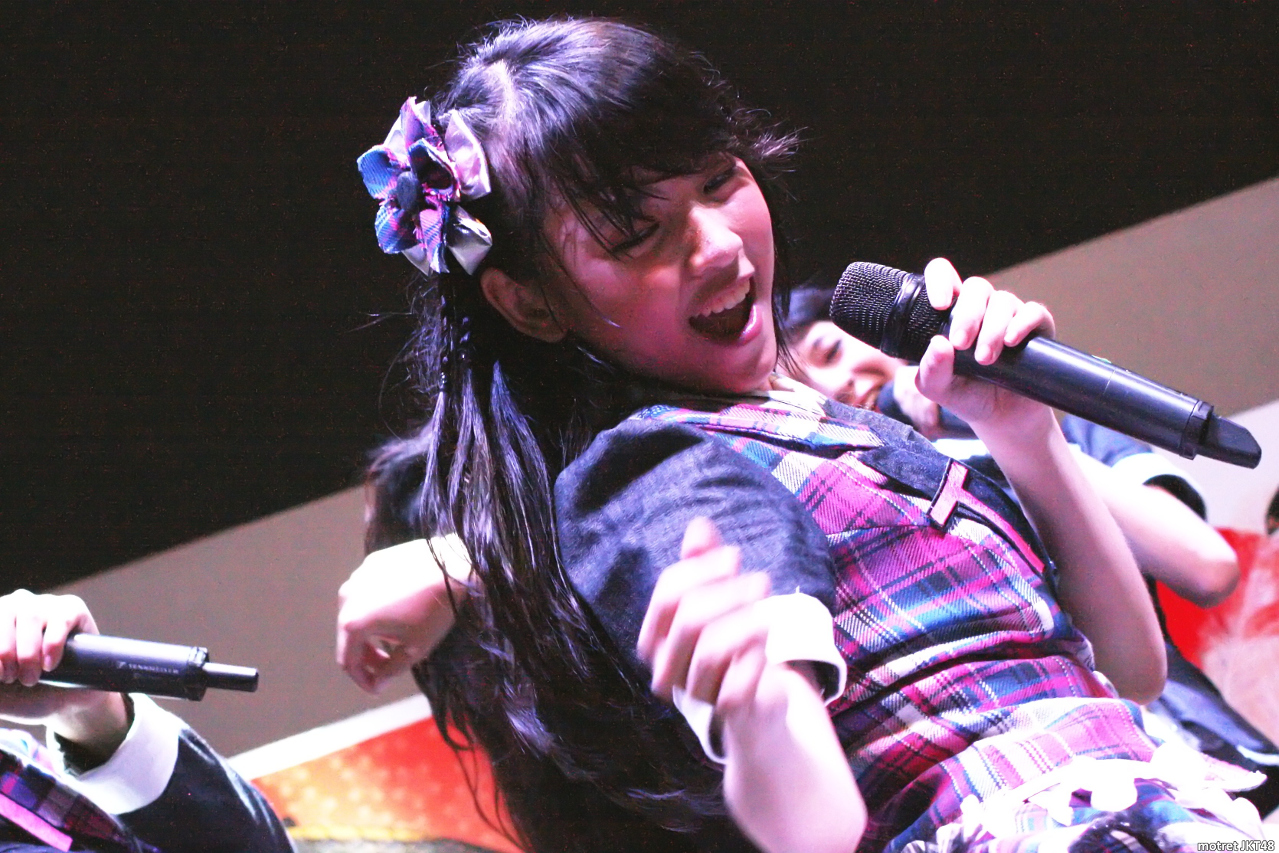 Elaine Hartanto JKT48 Tim T Debut Waku Waku Cafe Snow Festival Jakarta 25-01-2015