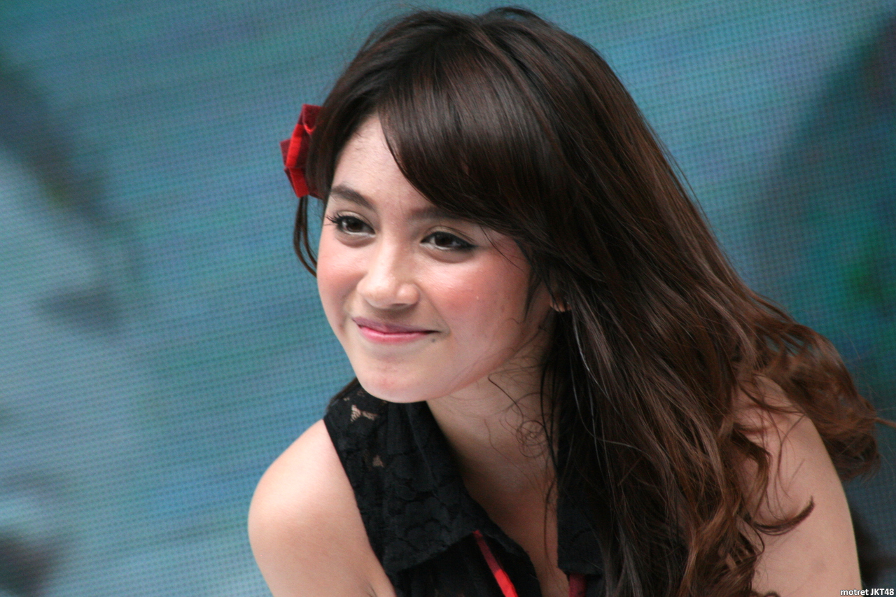 Nabilah Ratna Ayu Azalia -Ayuchin- JKT48 Honda HR-V Handover Jakarta 24-01-2015