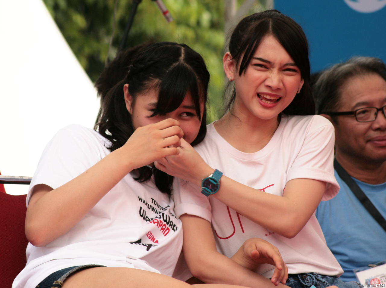 Rena Nozawa AKB48 — Melody Nurramdhani Laksani JKT48 Jakarta Kizuna Ekiden 31-05-2015