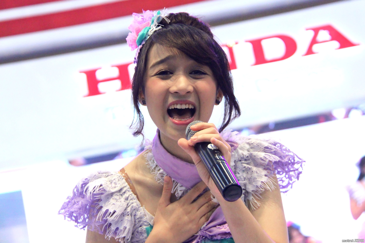 Ayana Shahab -Achan- JKT48, Booth Honda, Gaikindo Indonesia International Auto Show (GIIAS), Serpong 29-08-2015