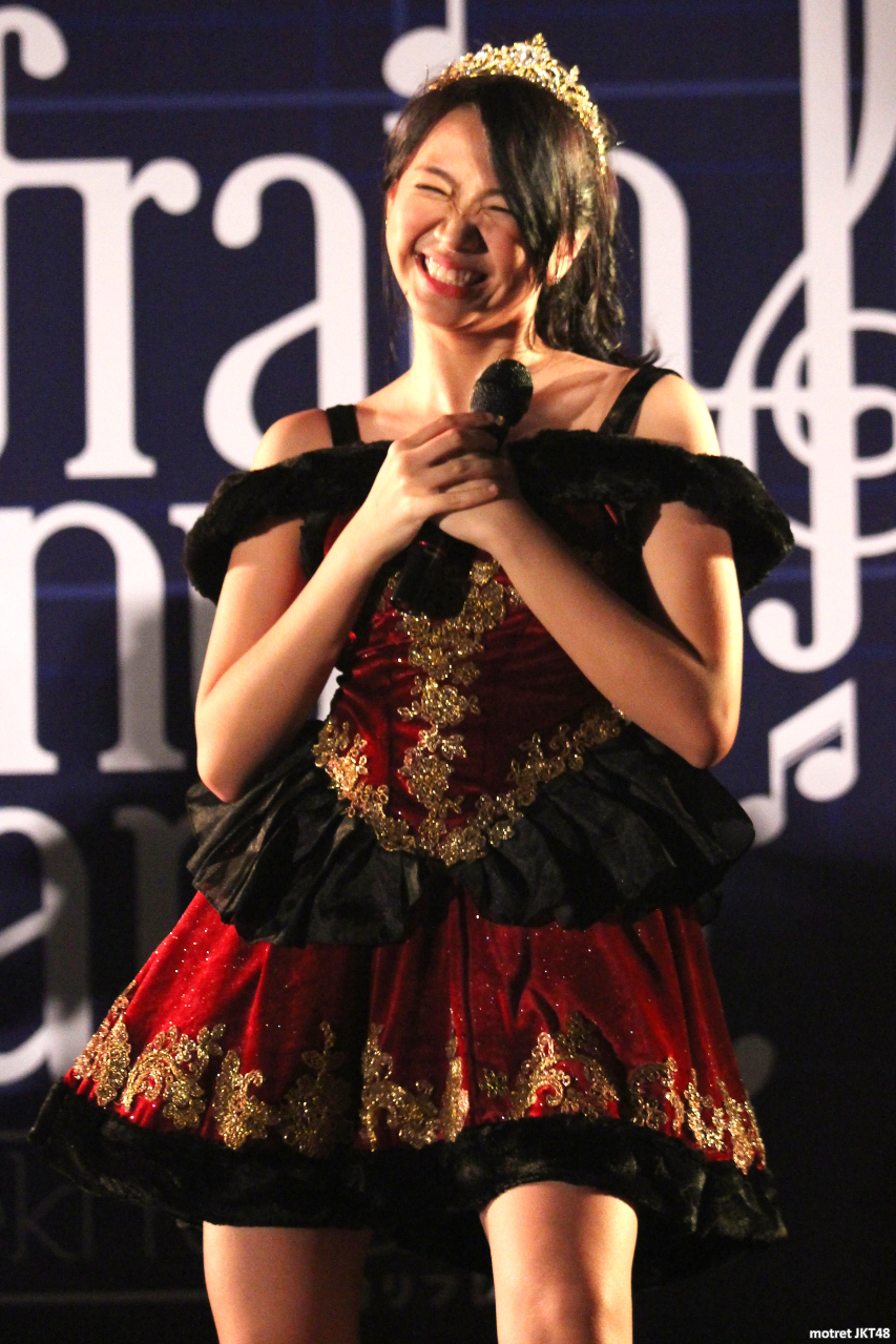 Shania Junianatha -Shanju- JKT48 Refrain Penuh Harapan Handshake Festival Jakarta 17-08-2015
