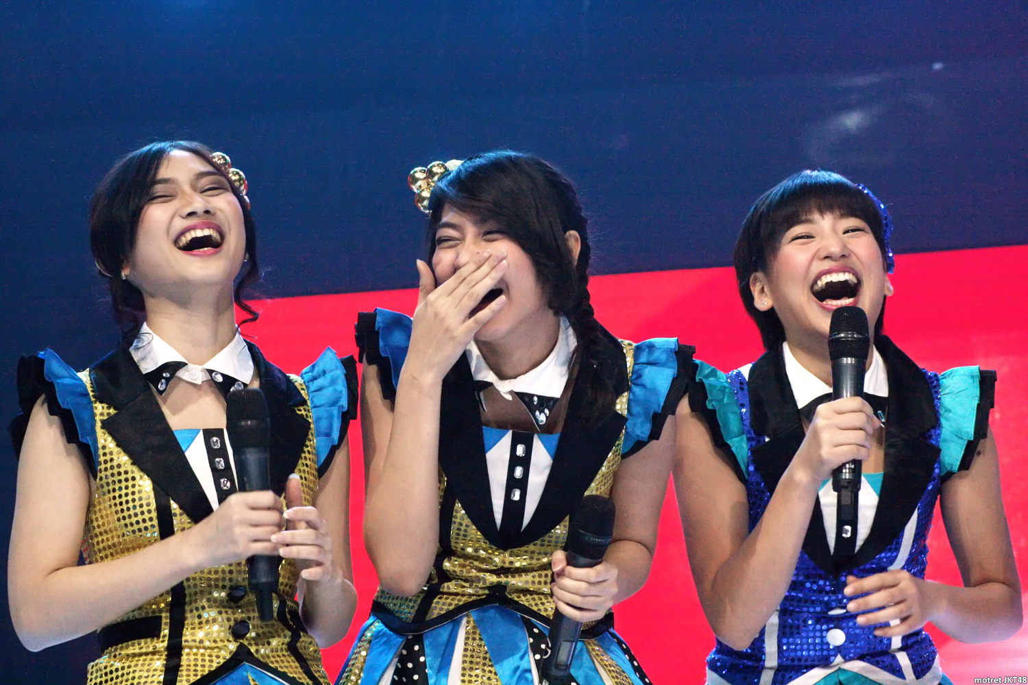 Melody Nurramdhani Laksani — Jessica Veranda -Ve — Haruka Nakagawa -Harugon- JKT48, 3 Arjuna MNC TV, Jakarta, 01-09-2015