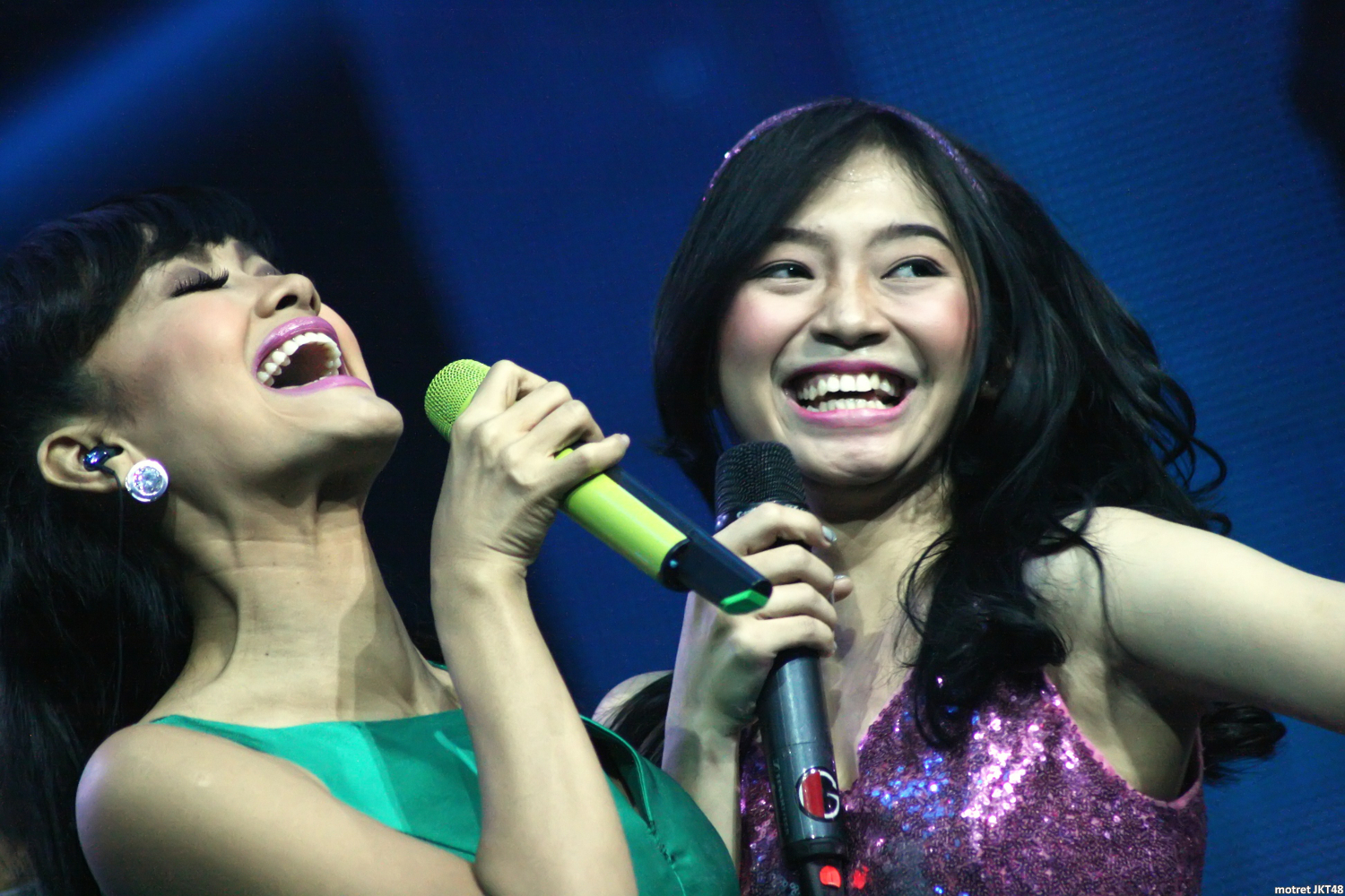 Sendy Ariani JKT48 dan Julia Perez, KDI Star MNC TV, Jakarta, 04-09-2015