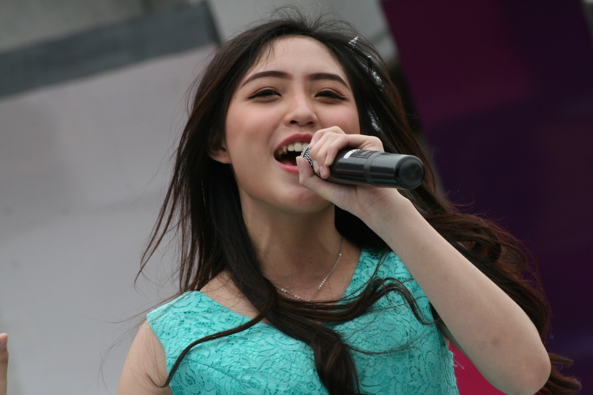 [Koleksi Foto 4] JKT48 Dangdut di Dahsyat RCTI, Jakarta 17-12-2015