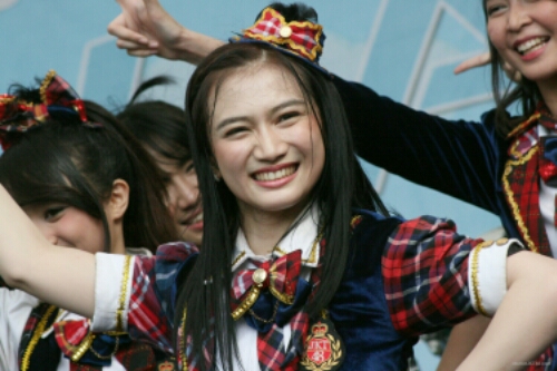 melody-nurramdhani-laksani-jkt48-swag-pentas-seni-pensi-sman-92-jakarta-19-12-2015-img_20151222_165929_r.jpg.jpeg