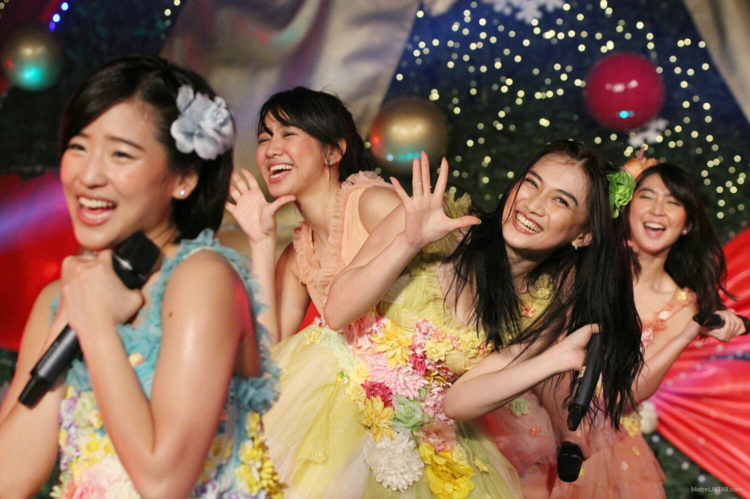Haruka, Melody, Shania (Shanju), Veranda (Ve) JKT48 4th Anniversary Countdown Festival 2016, Alam Sutera Tangerang 31-12-2015