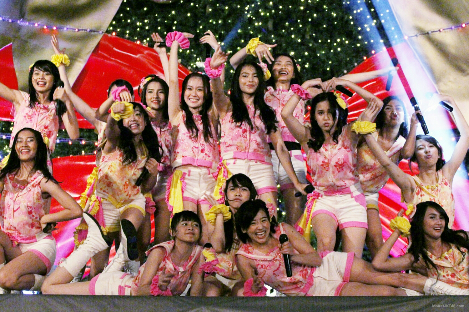 Tim T JKT48 4th Anniversary Countdown Festival 2016, Alam Sutera Tangerang 31-12-2015