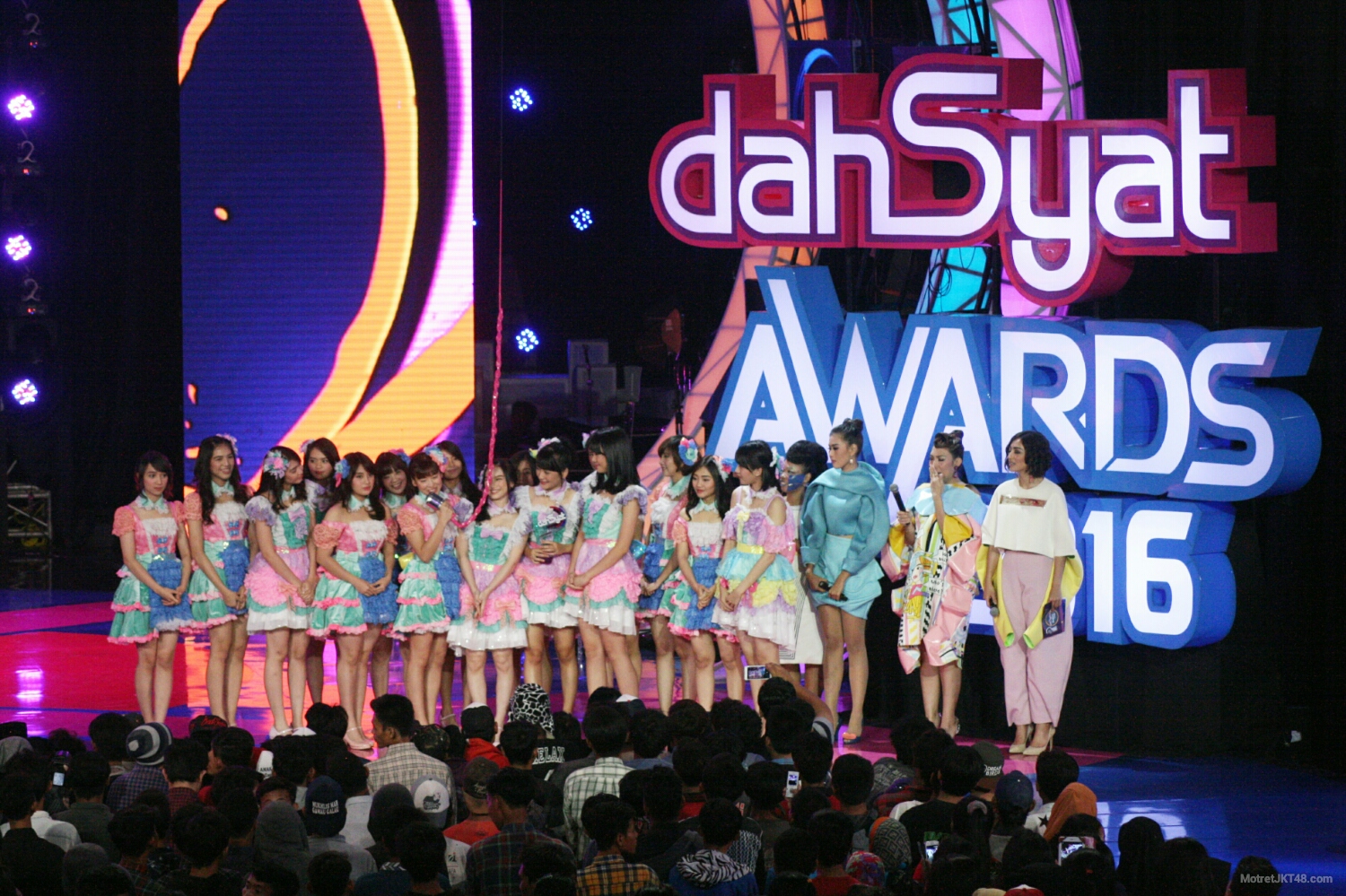 JKT48 Dahsyat Awards 2016 RCTI Jakarta 25-01-2016