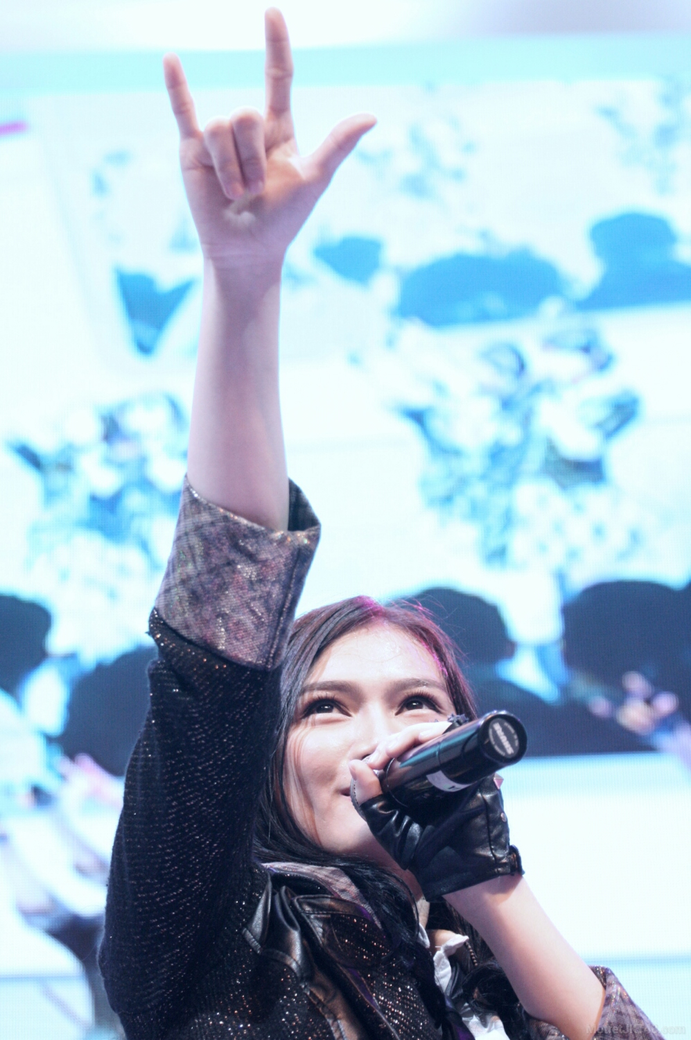 Melody Nurramdhani Laksani JKT48 Indonesia International Motor Show (IIMS) 2016 Jakarta 09-04-2016