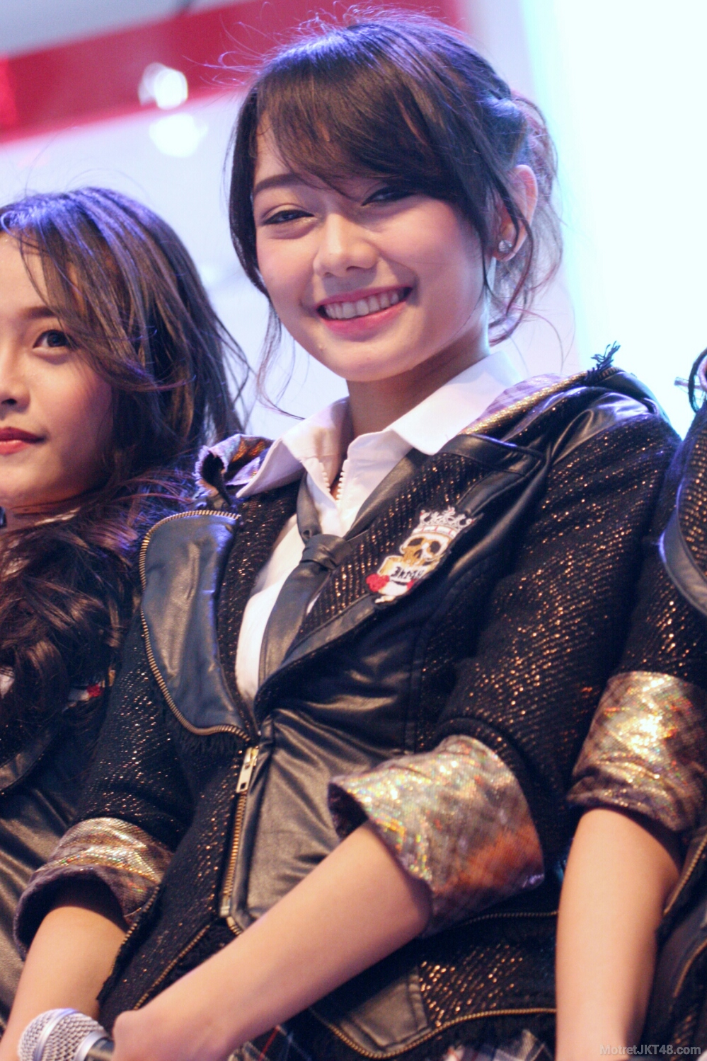 Viviyona Apriani (Yona) JKT48 Indonesia International Motor Show (IIMS) 2016 Jakarta 09-04-2016
