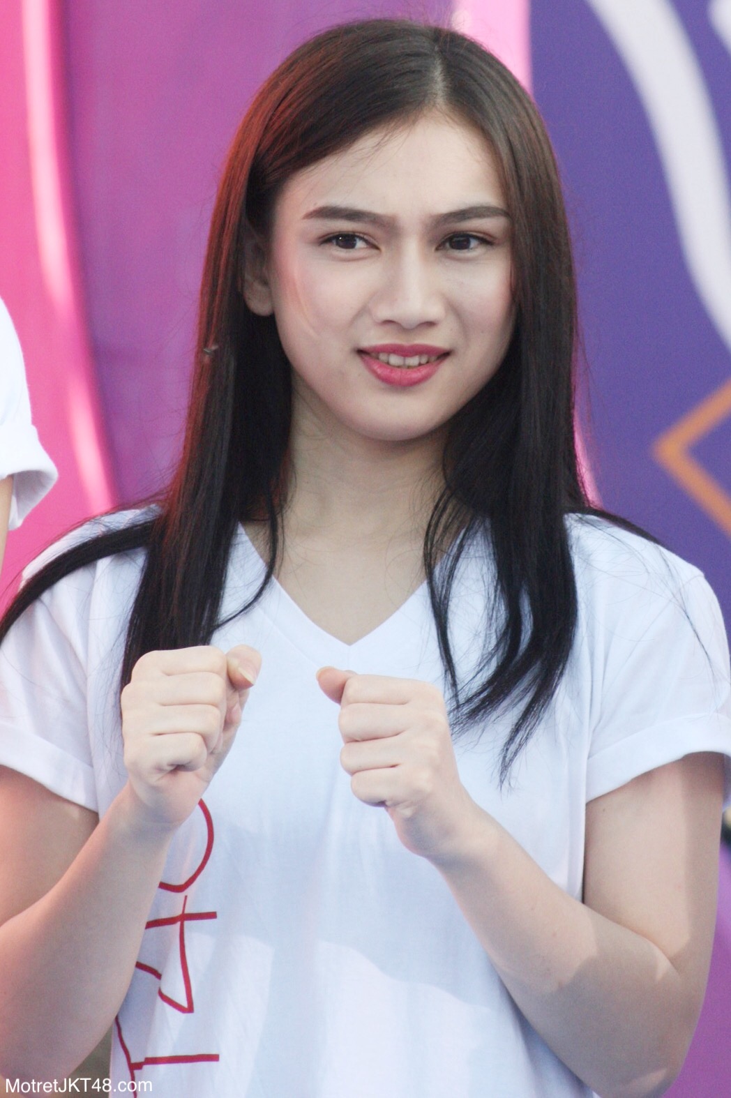 Melody Nurramdhani Laksani JKT48 Dahsyat RCTI Peringatan Hari Kemerdekaan Tangerang 17-08-2016