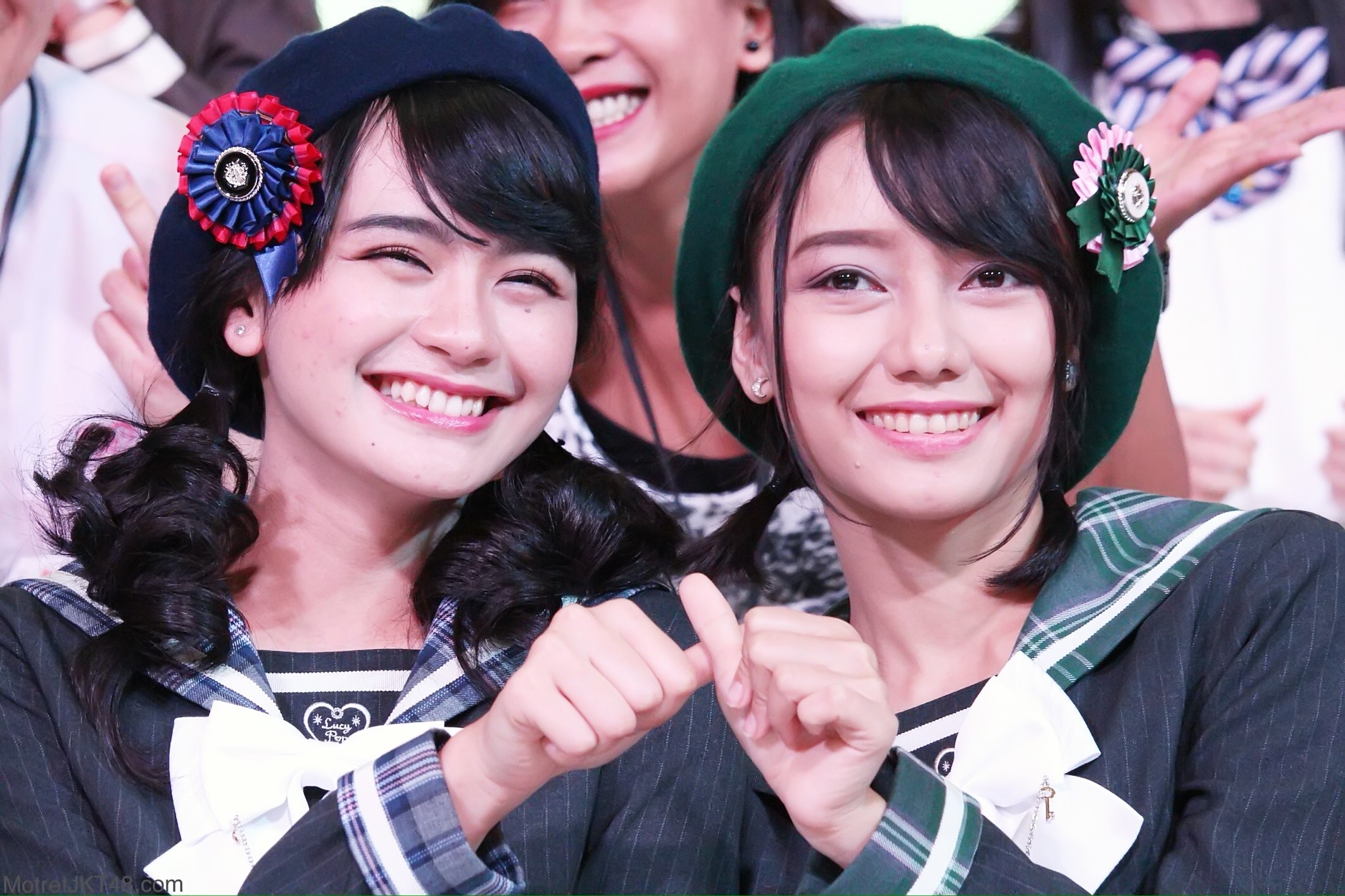 Riskha Fairunissa (Ikha) & Viviyona Apriani (Yona) JKT48 Japan Fashion Event 2017 Jakarta 15-01-2017