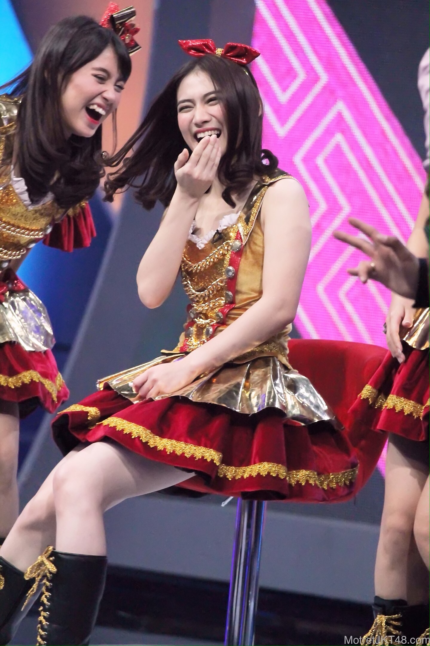 Melody & Nabilah JKT48 Demi Nyai Trans 7 16-02-2017