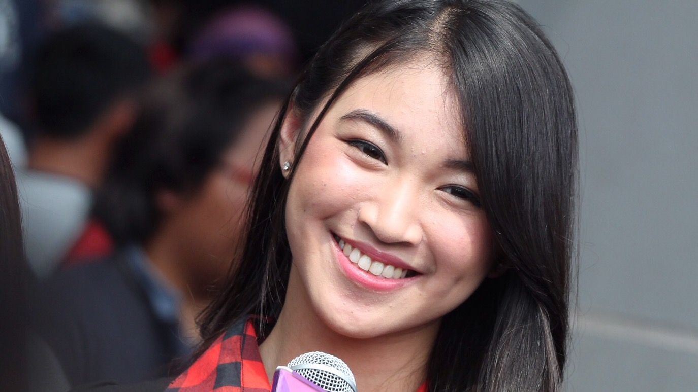Shani Indira Natio JKT48 Booth Honda Ve Graduation Ceremony dan Pengumuman Hasil Sousenkyo 2017 Jakarta 22-04-2017