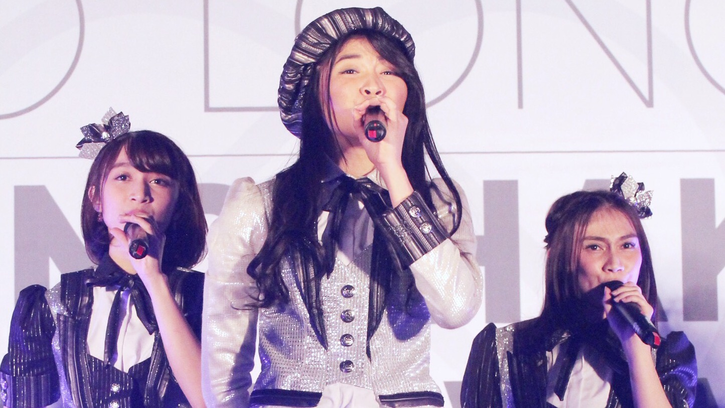 Shani, Melody, Ayana (Achan) JKT48 So Long! Handshake Festival Jakarta 13-05-2017
