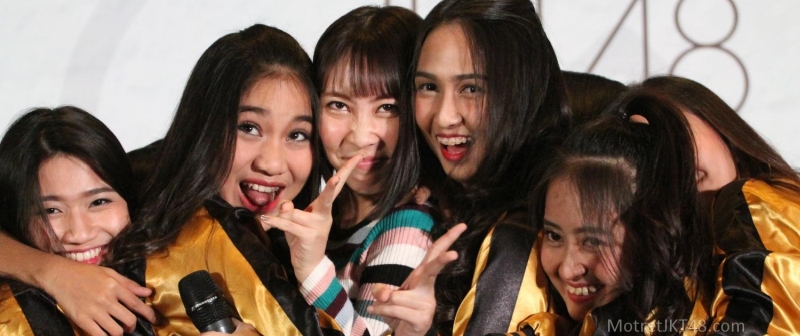 [STOK FOTO] JKT48 Believe Handshake Festival Dance Project Jakarta 02-12-2017