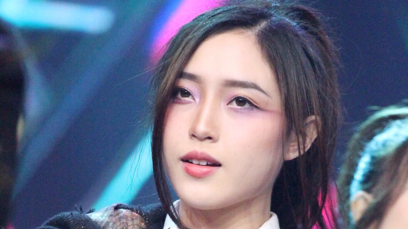 Shinta Naomi JKT48 Dahsyatnya Awards RCTI 2018 Jakarta 25-01-2018