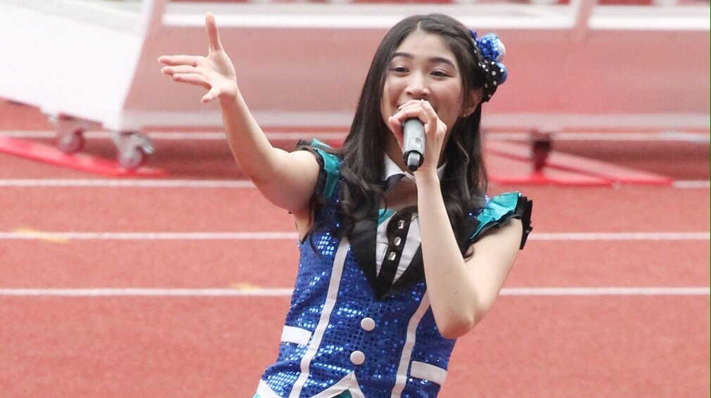 Shani Indira Natio JKT48 di Pertandingan Sepakbola FC Bhayangkara vs FC Tokyo di Stadion Gelora Bung Karno (GBK) Senayan Jakarta 27-01-2018